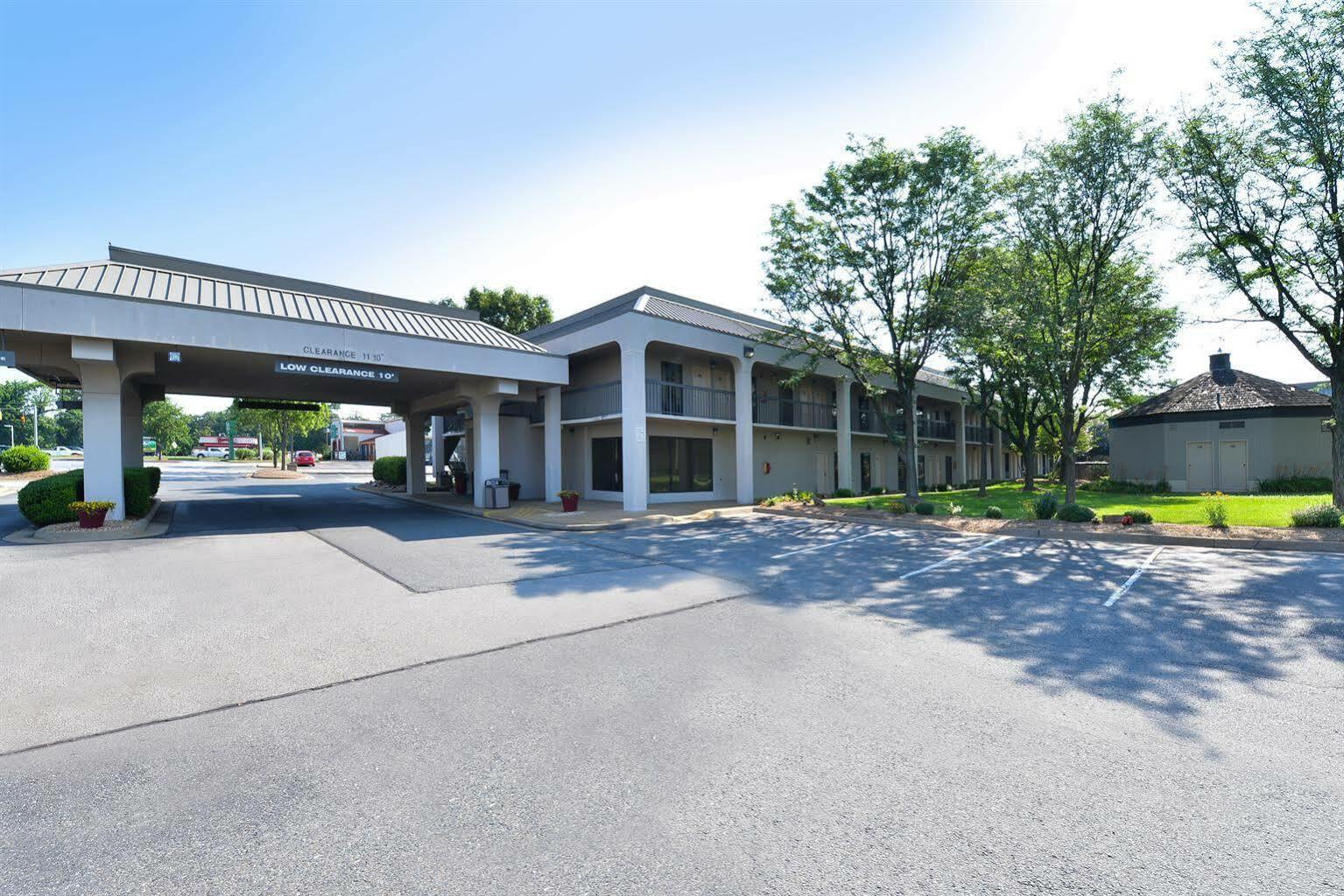 Quality Inn Fredericksburg-Central Park Area Kültér fotó