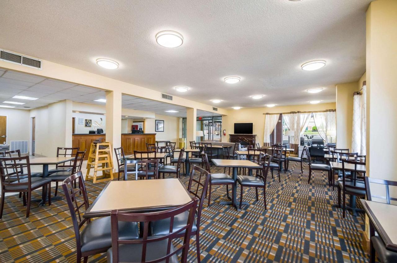 Quality Inn Fredericksburg-Central Park Area Kültér fotó