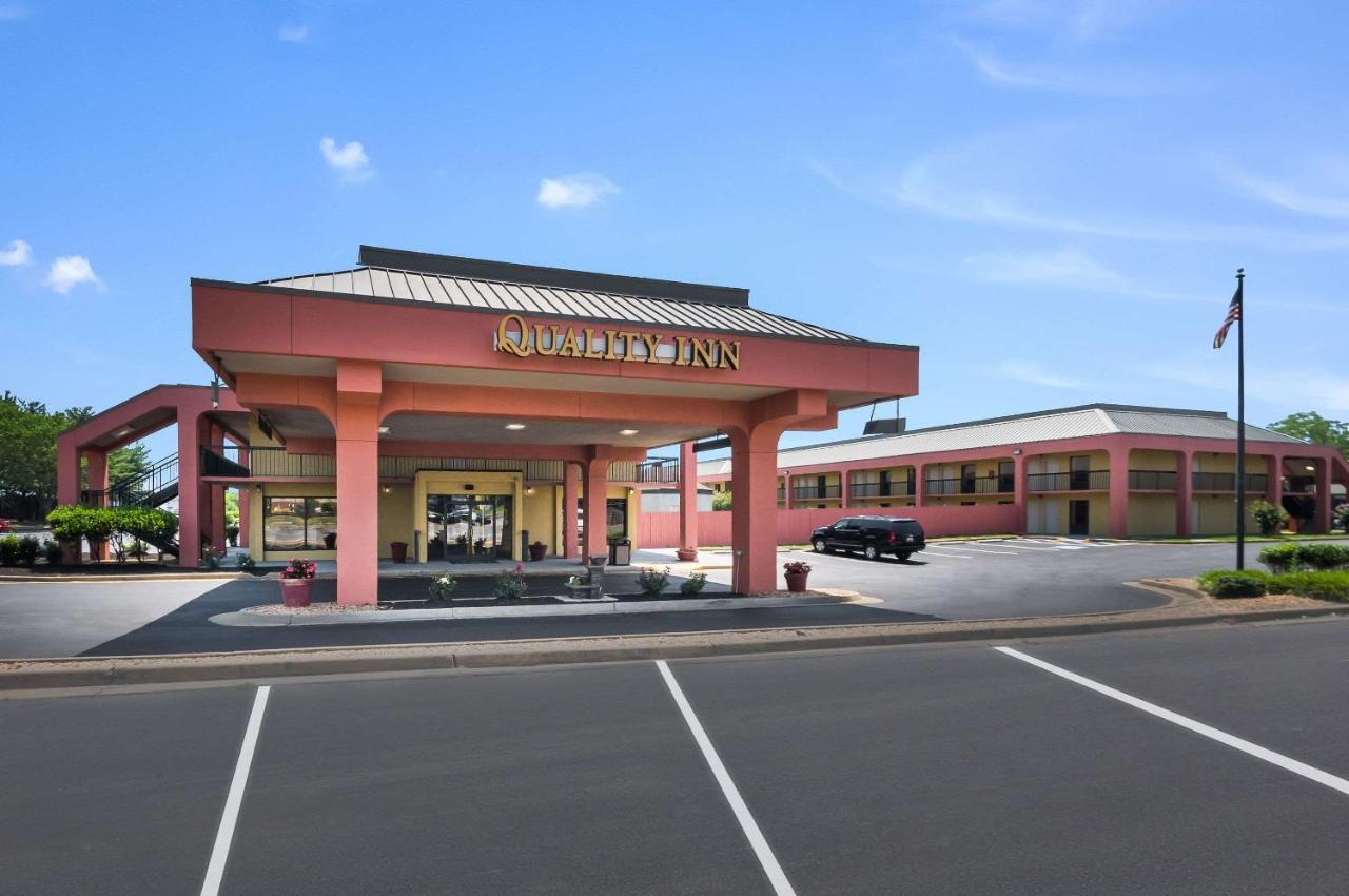 Quality Inn Fredericksburg-Central Park Area Kültér fotó